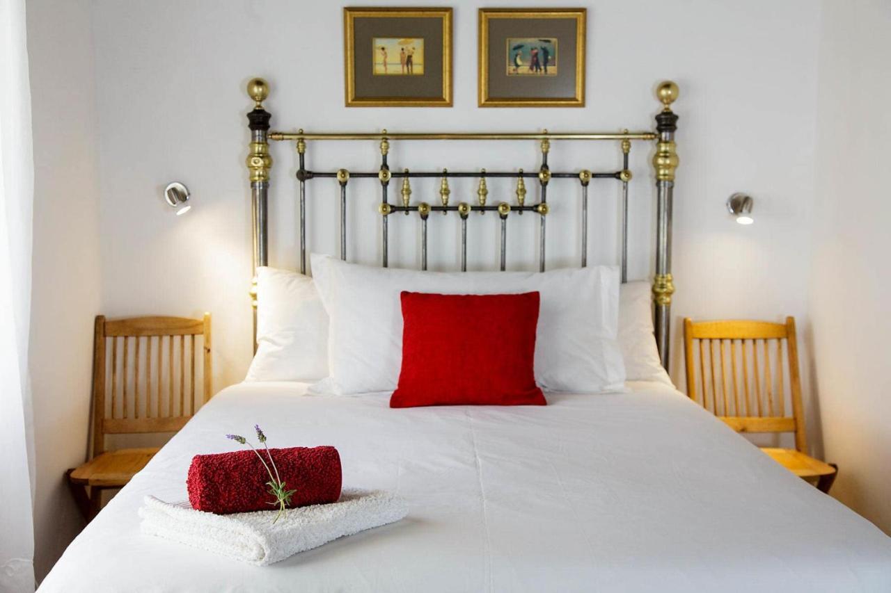 Bed and Breakfast Blue Lily Retreat Matjiesrivier  Екстер'єр фото