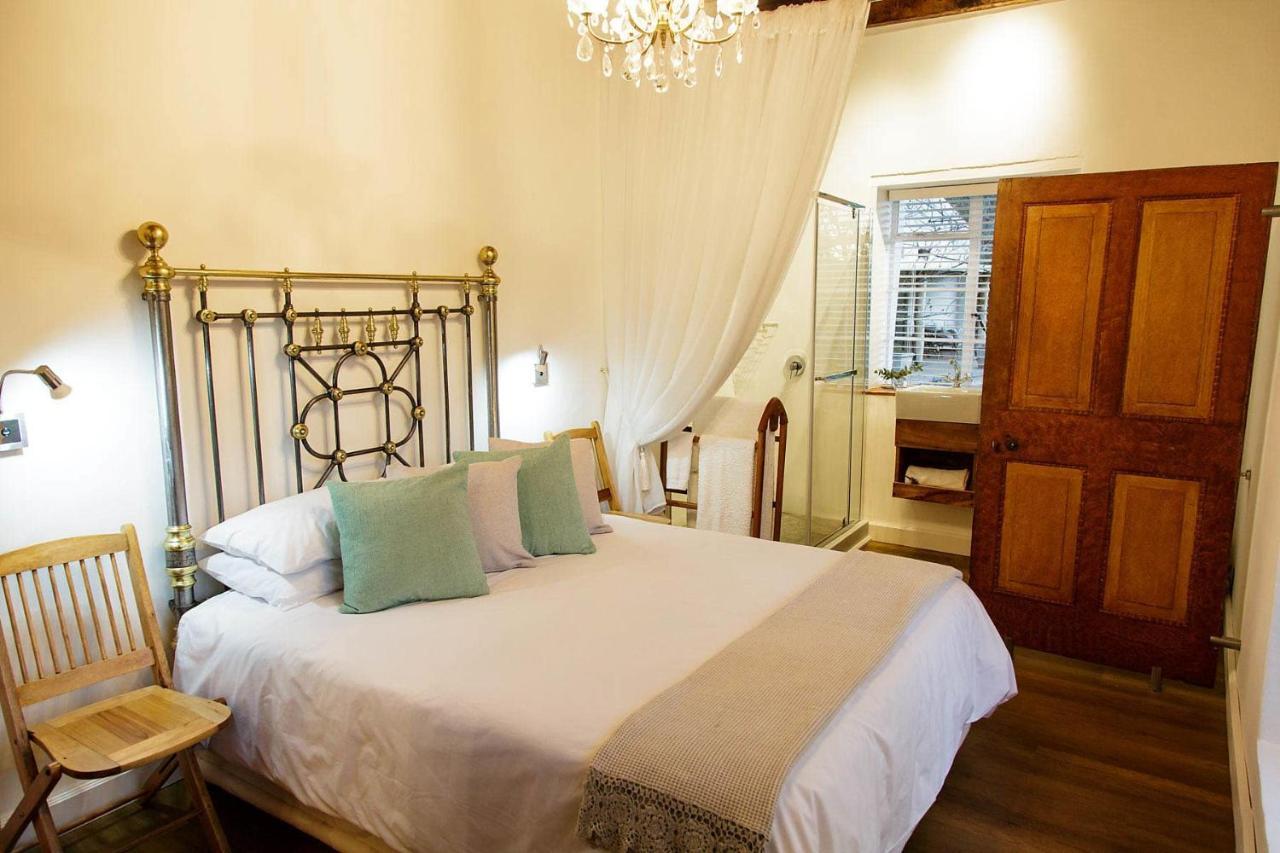 Bed and Breakfast Blue Lily Retreat Matjiesrivier  Екстер'єр фото