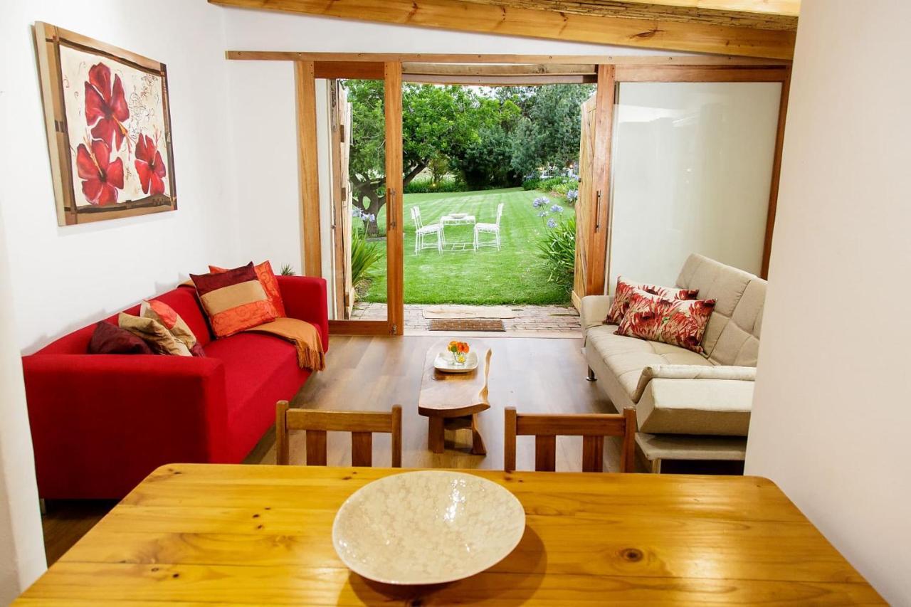 Bed and Breakfast Blue Lily Retreat Matjiesrivier  Екстер'єр фото